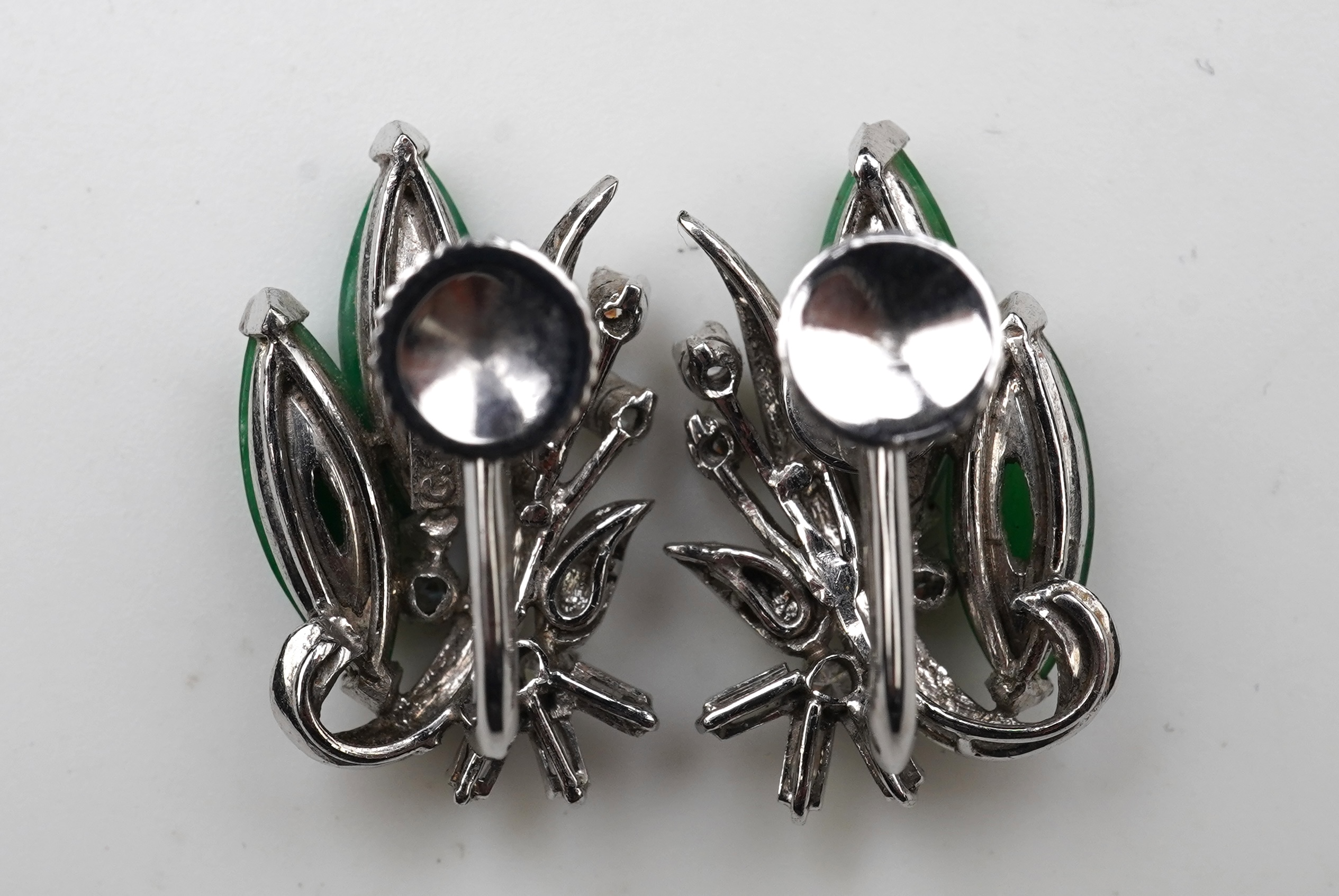 Chow Tai Fook, a jadeite and diamond demi-parure, 1960s